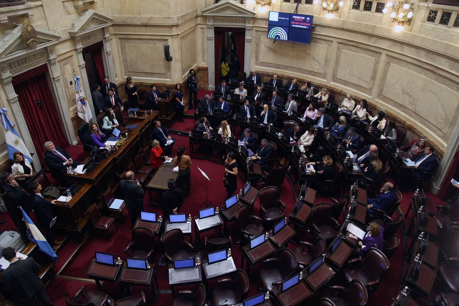 Con la ausencia de Juntos por el Cambio, sesionó el Senado.