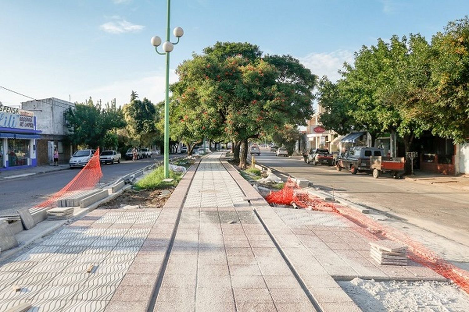 Está próximo a inaugurarse el renovado paseo de Avenida Parque