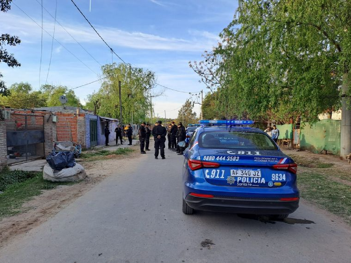 Doble femicidio en Rosario: asesinaron a balazos a dos mujeres frente a cuatro nenes