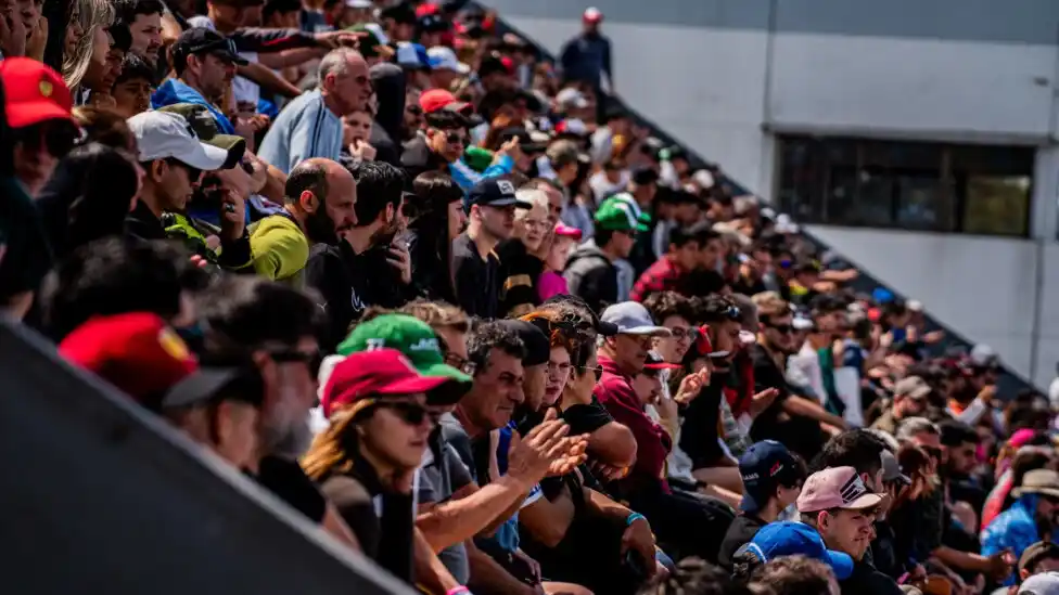 FOTO CAMPEONES El automovilismo tuvo una merma en su concurrencia.