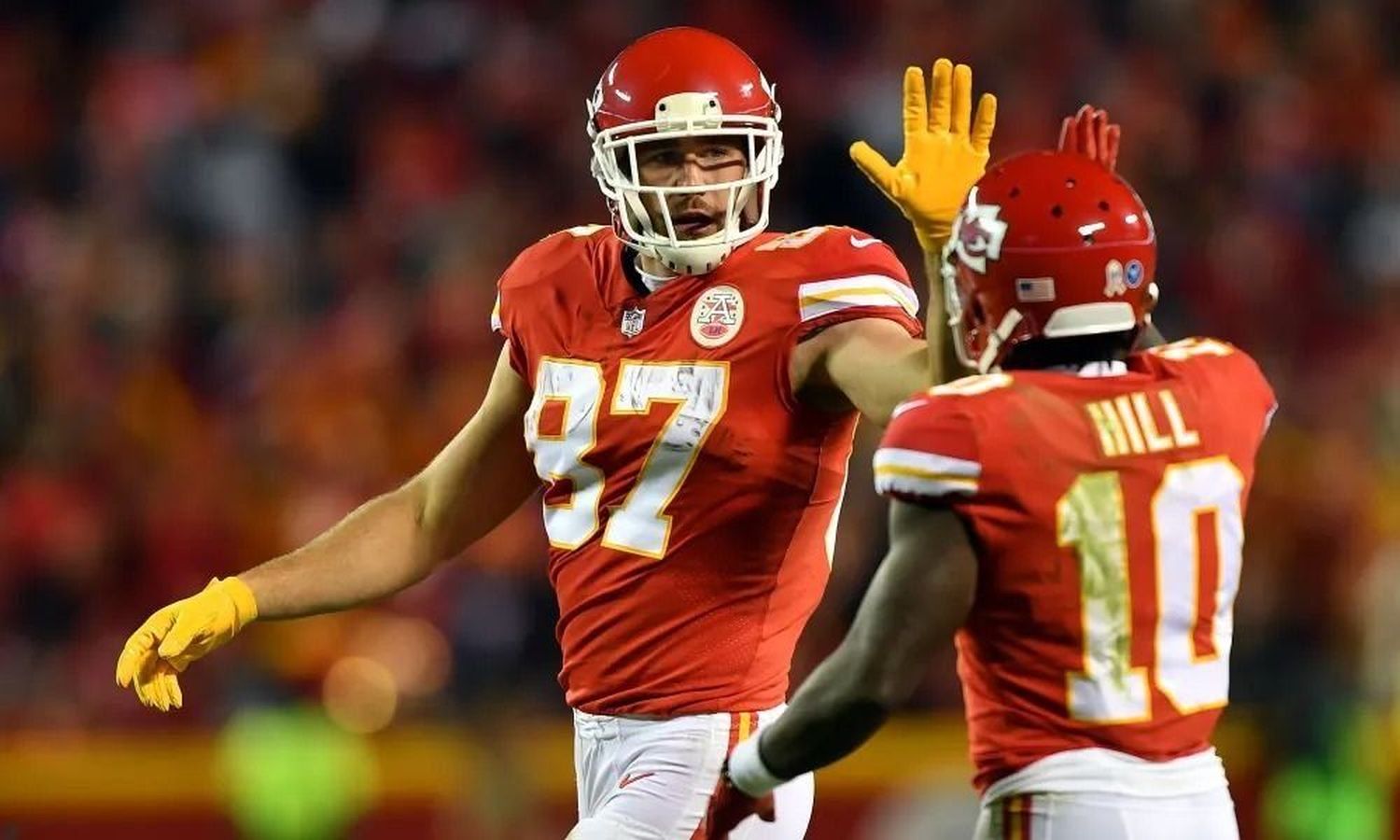 La hermandad de los Chiefs: el homenaje de Tyreek Hill a Travis Kelce