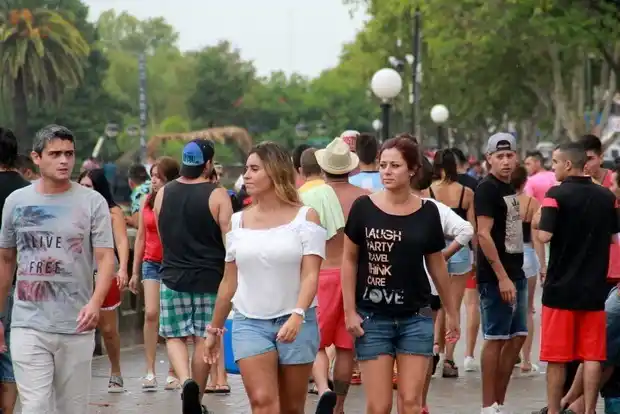 Feriados 2024: ¿cuándo es el próximo fin de semana largo?