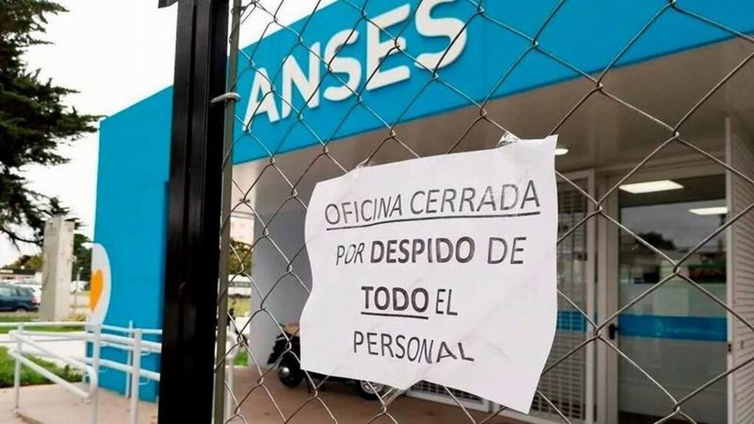 Denuncian que los despidos en Anses 
dejan al organismo al borde del colapso