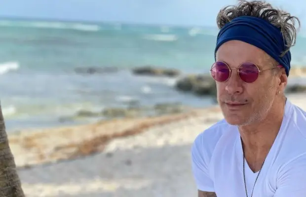 ¡Triste! Fernando Carrillo muestra cómo su hijo mayor llora por él (Videos)