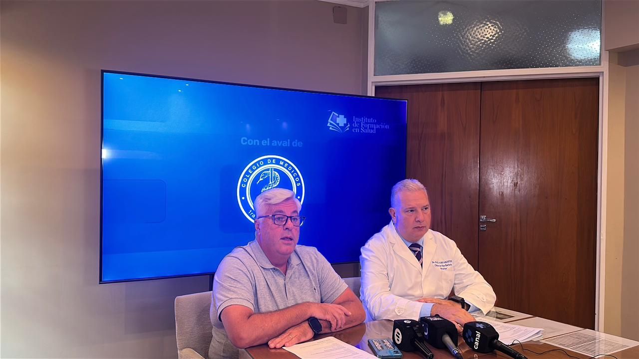 Jorge Bertram, presidente de la Asociación Medica Paul Schvarzstein, director del Instituto de Formación en Salud