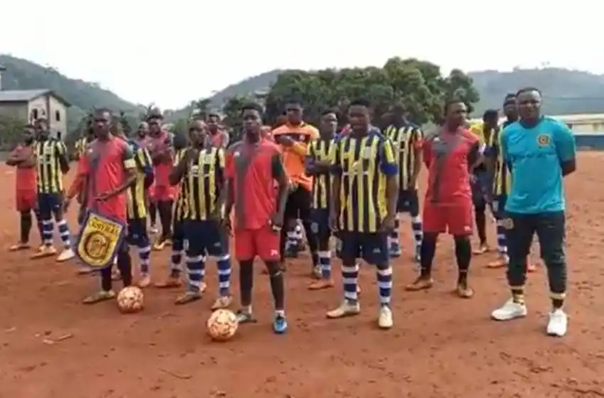 Camerún también es de Central: el llamativo equipo canalla que se presentó en tierras africanas