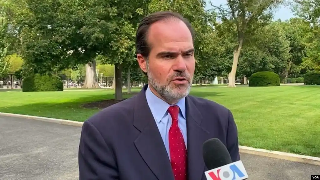 Junta de gobernadores del BID vota a favor de destituir a Claver-Carone