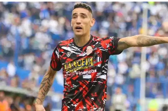 Ricardo Centurión dio positivo de cocaína e intentó escapar de la policía