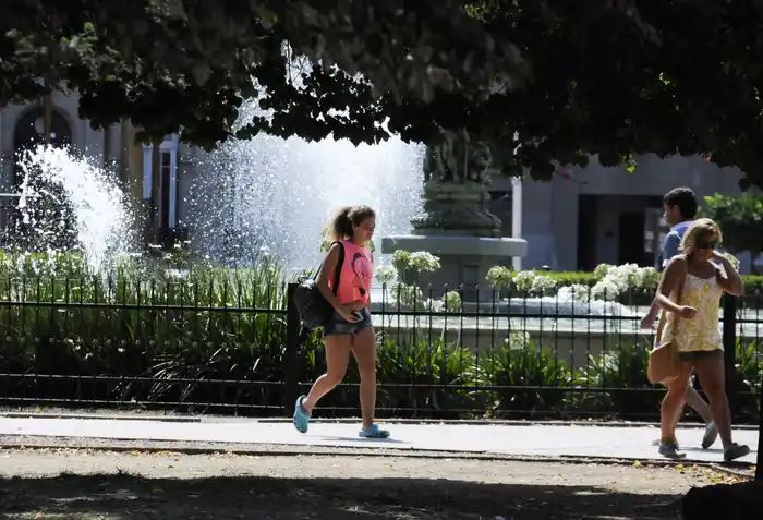Jornadas agobiantes en Tandil: pronostican calor intenso y alerta amarilla por tormentas