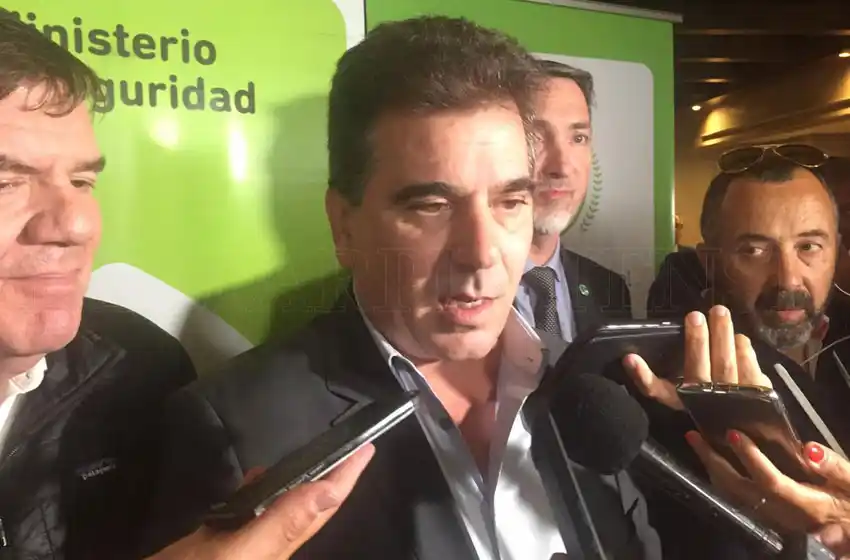 Ritondo le reclamó al Municipio que "aporte un peso alguna vez"