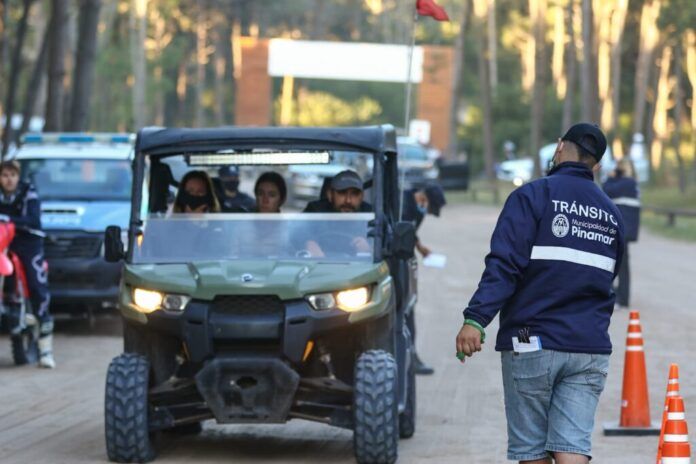 Pinamar: una chica corría una picada en la playa con un UTV y atropelló a un nene de 8 años