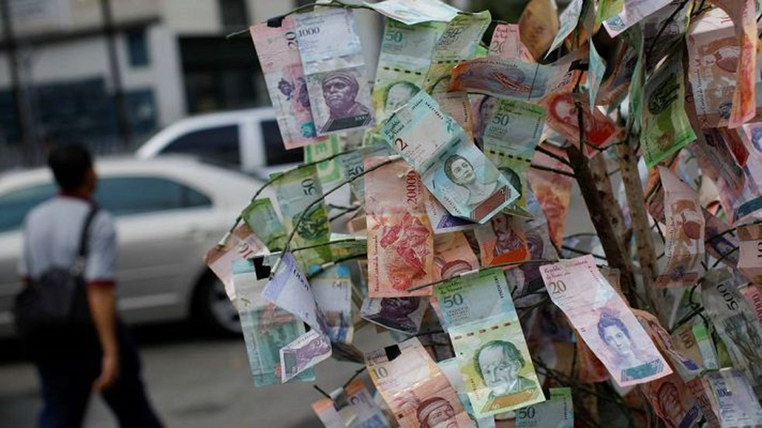 No SERVIRÁ de NADA: economistas alertan sobre nueva reconversión monetaria