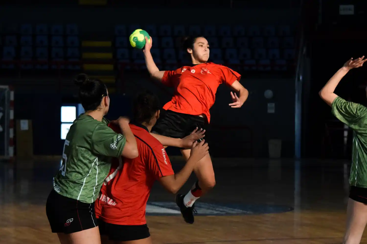 El seleccionado femenino superó a Río Negro.