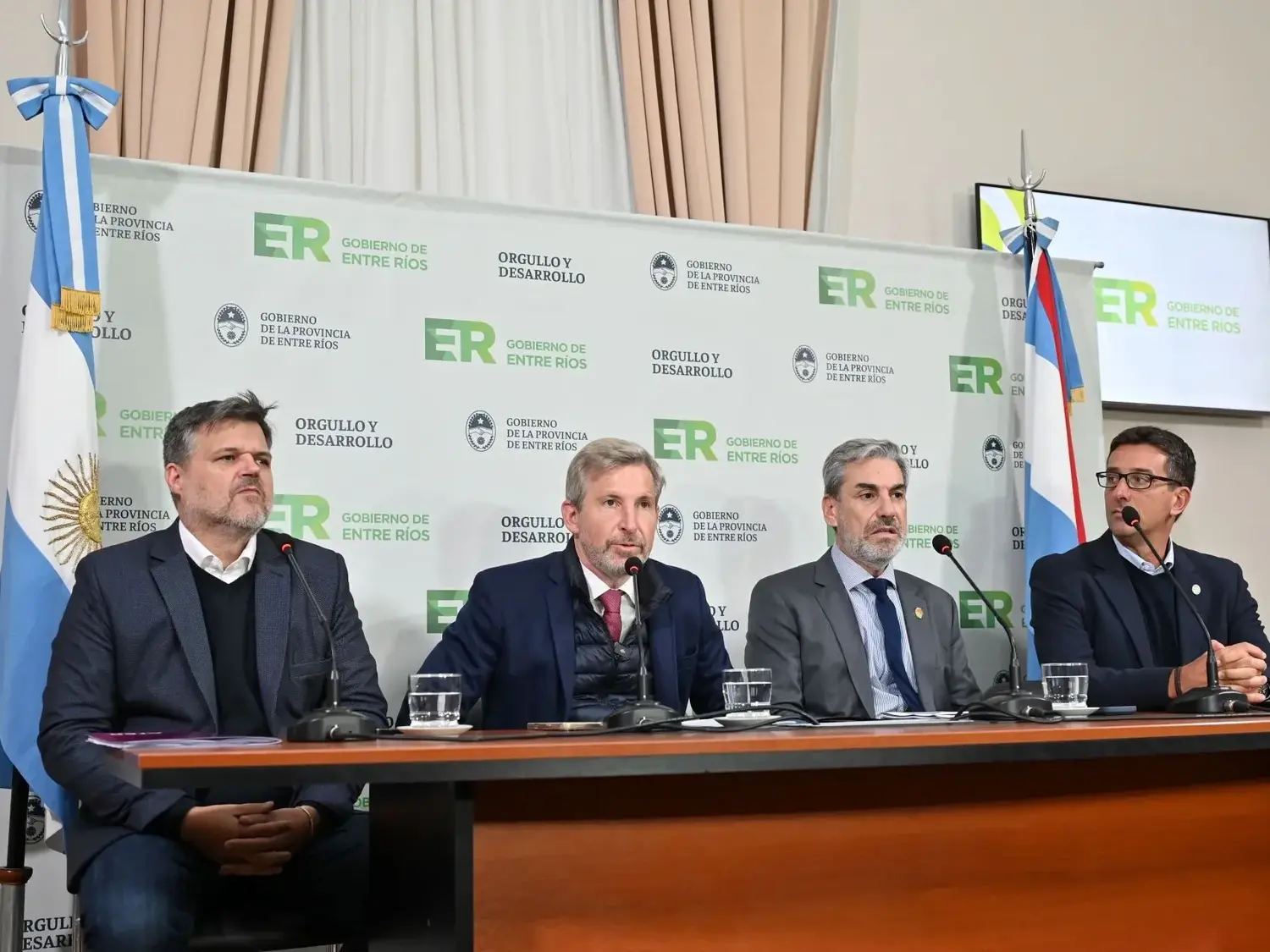 Frigerio anunció medidas de alivio energético e impositivo para el comercio entrerriano