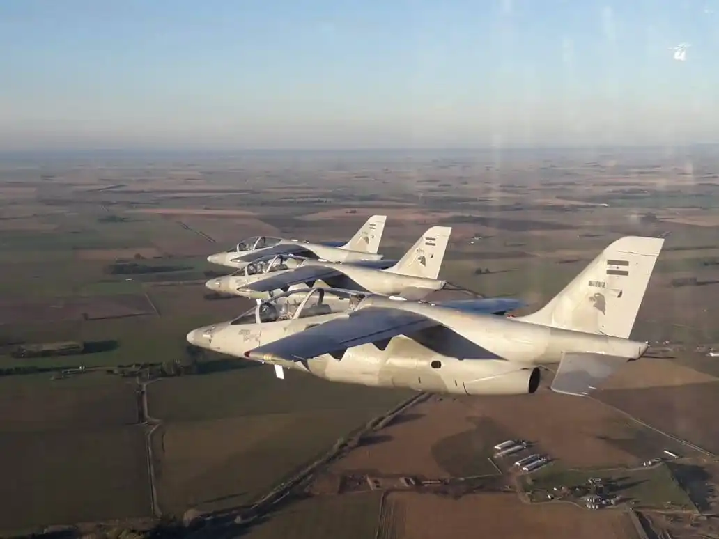 ¿Por qué helicópteros y aviones militares sobrevuelan Tandil?