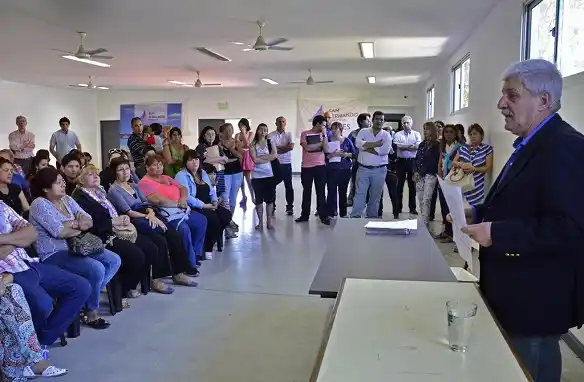 San Fernando: Tras los desalojos, Andreotti entregó actas de tenencia precaria