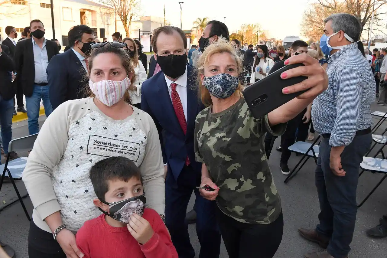En un ranking de gobernadores, Bordet se ubica entre los de alta imagen positiva 