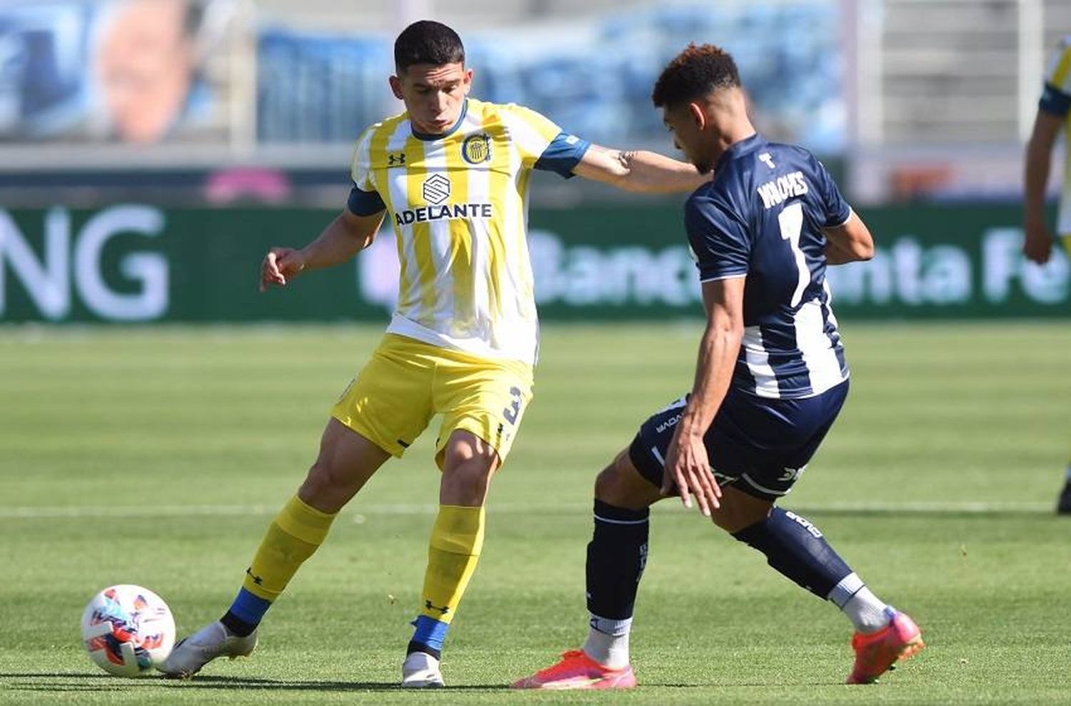 Dura derrota canalla: Central no pudo ante el líder Talleres y cayó por goleada