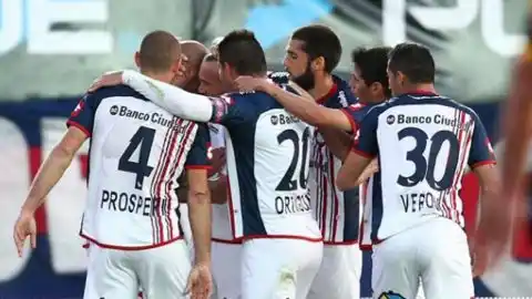 Colón perdió en el debut ante San Lorenzo