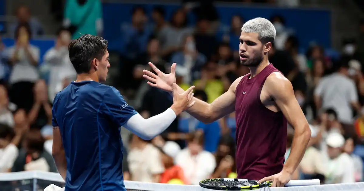 Báez enfrentará a Carlos Alcaraz.