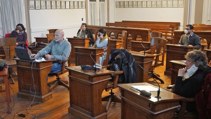 Lowy: "El anteproyecto presentado en Banca 21 no propone cambiar el sistema productivo"