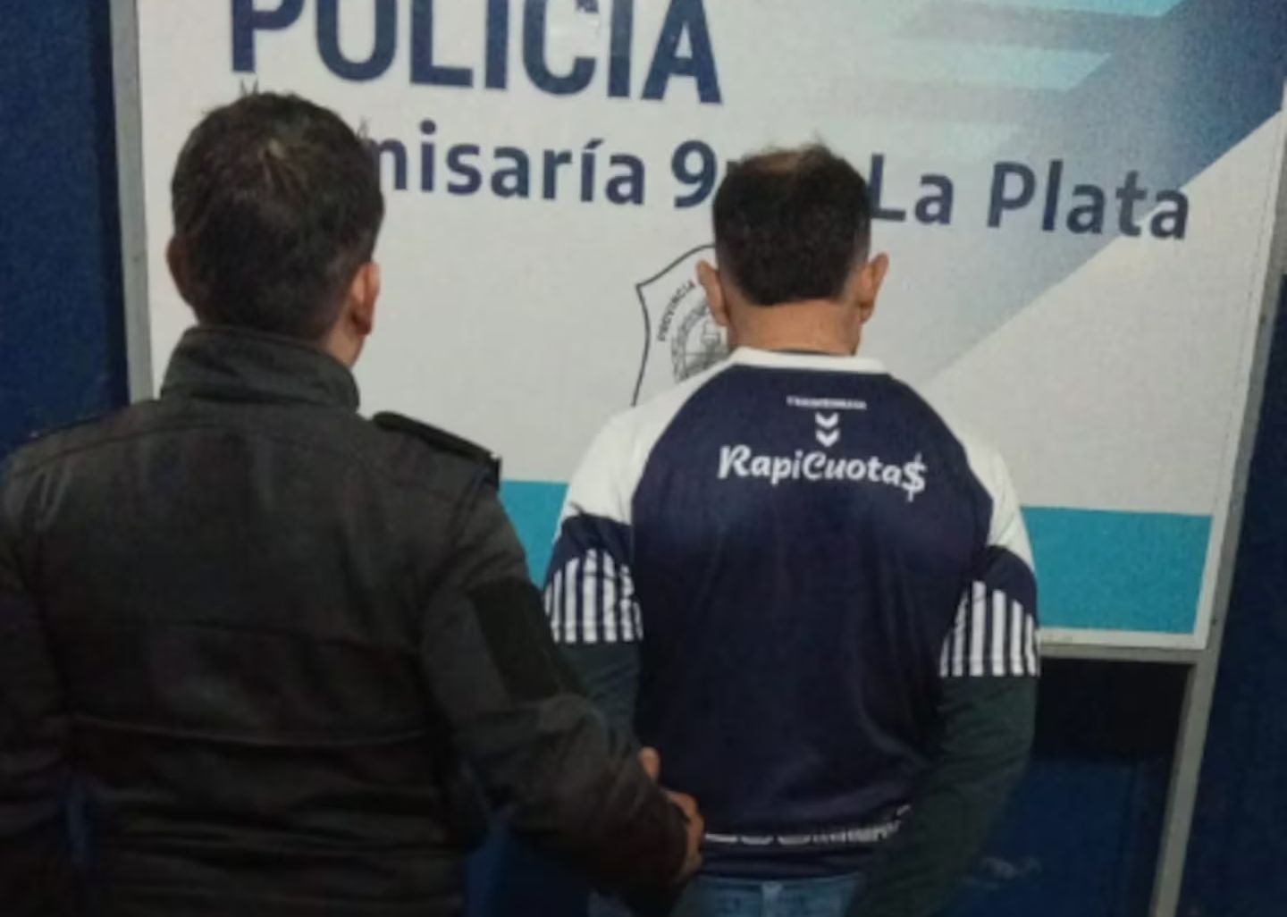 La mujer lo había contratado para realizar trabajos en su vivienda.