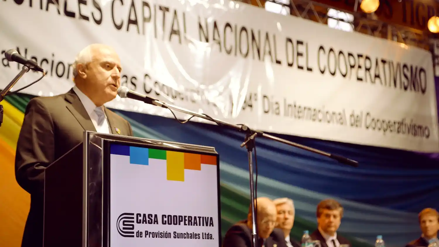 Lifschitz celebró el Día Nacional del Cooperativismo