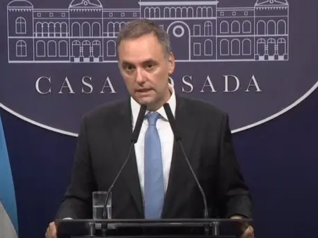Manuel Adorni, Vocero Presidencial