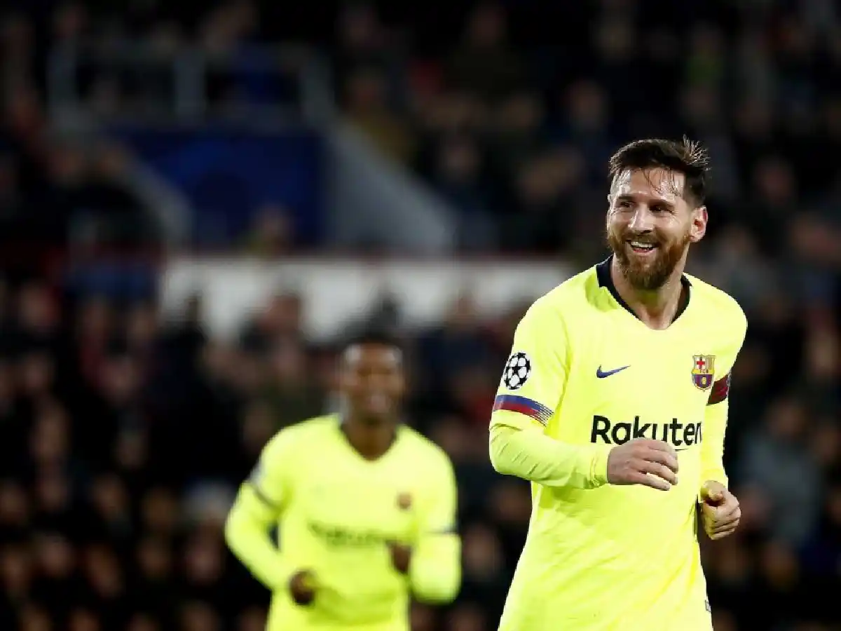 Con Messi como protagonista, Barcelona superó al PSV 