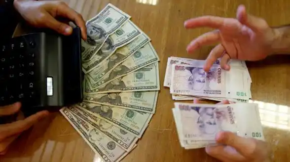 Cotización del Dólar: Subió el Oficial y el blue se mantiene