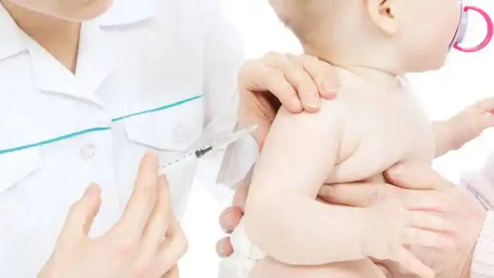 Se confirmó la aplicación  de vacunas contra el coronavirus  a niños de 6 meses a 3 años