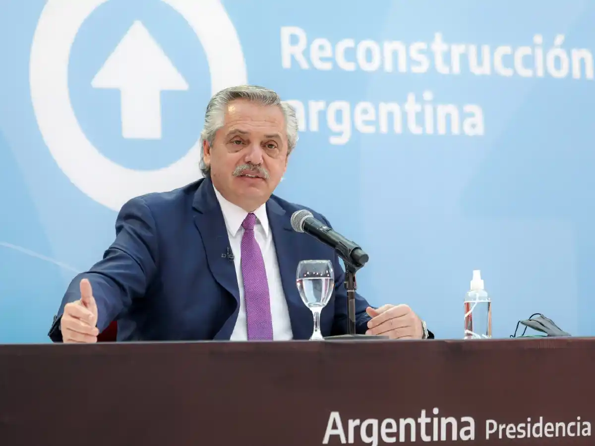 El Gobierno tiene "prácticamente decidido" prorrogar por dos semanas el DNU que estableció el Semáforo Epidemiológico