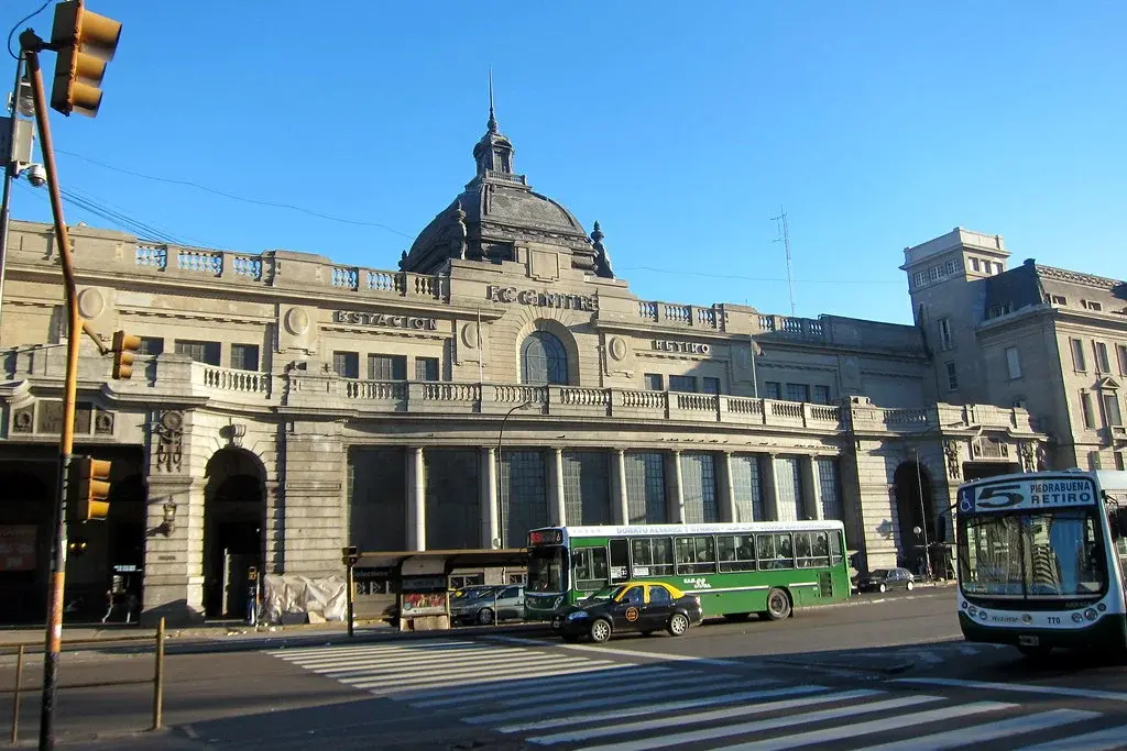 Retiro: la terminal que conecta a la Argentina entera
