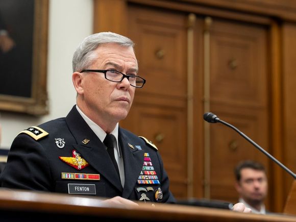 "Sistema obsoleto": el Comandante del SOCOM estadounidense pide agilizar las adquisiciones de material militar
