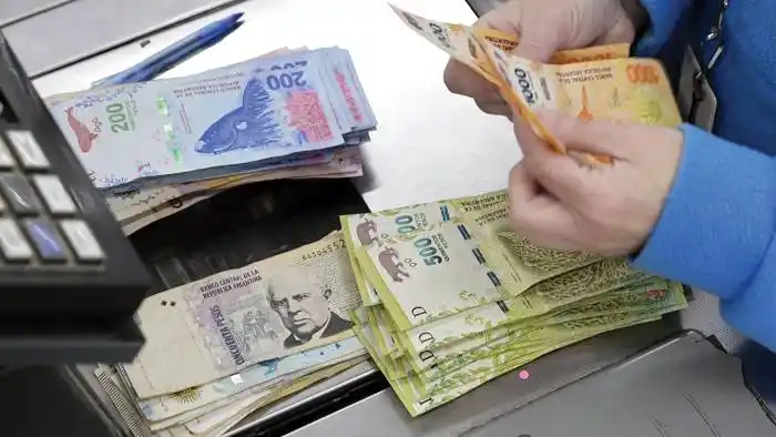 Los salarios crecieron, pero no  equiparan el aumento de los precios