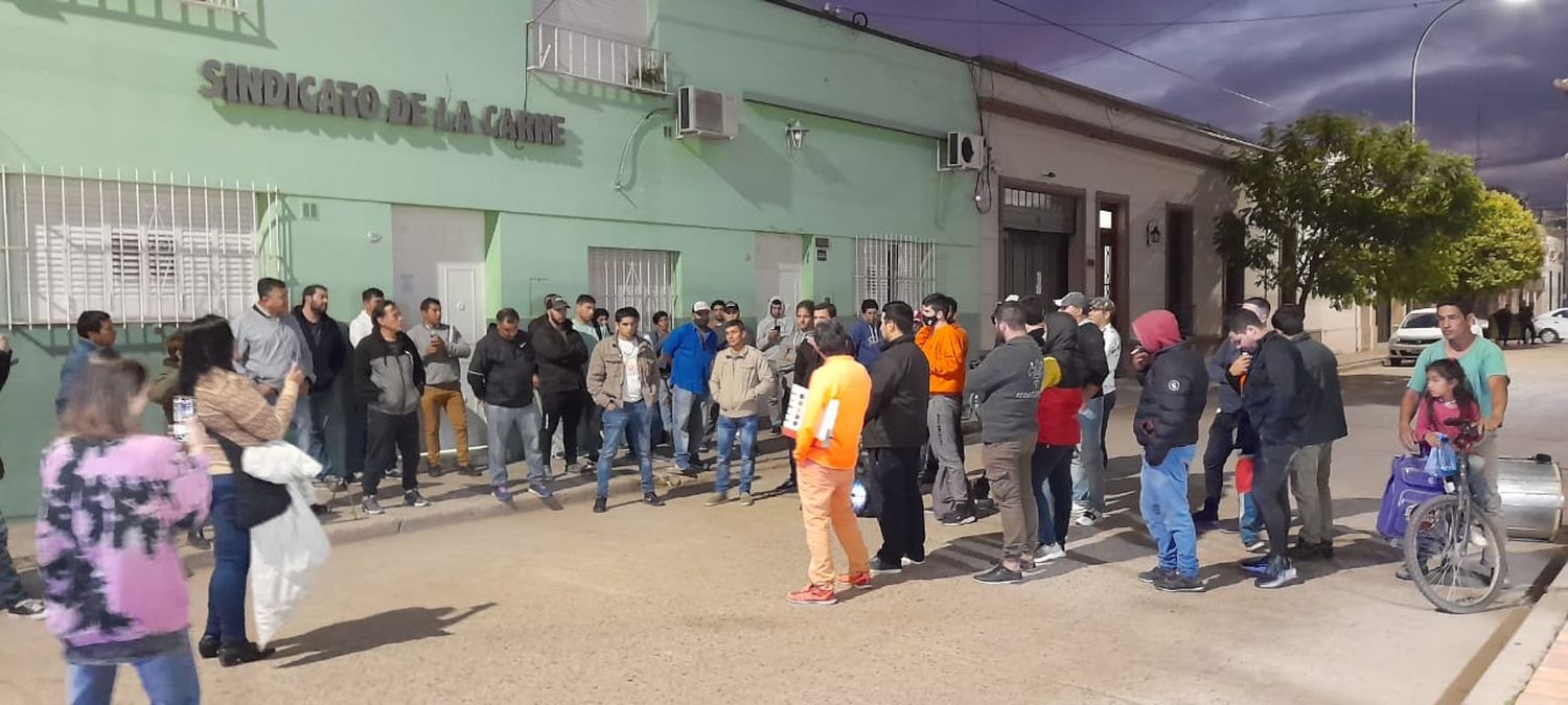 Se produjeron incidentes en el sindicato de la carne