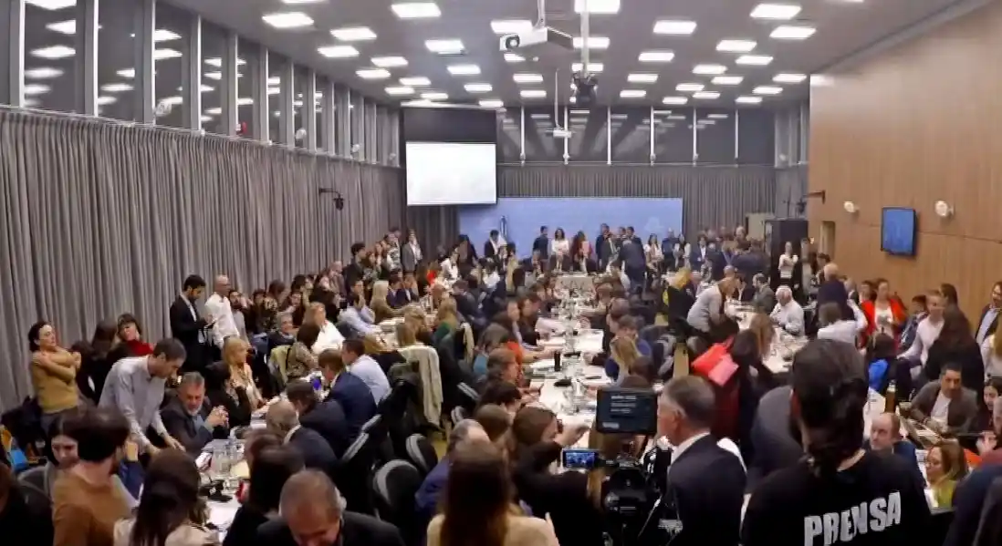 La comisión de Diputados que analiza la Ley Bases.