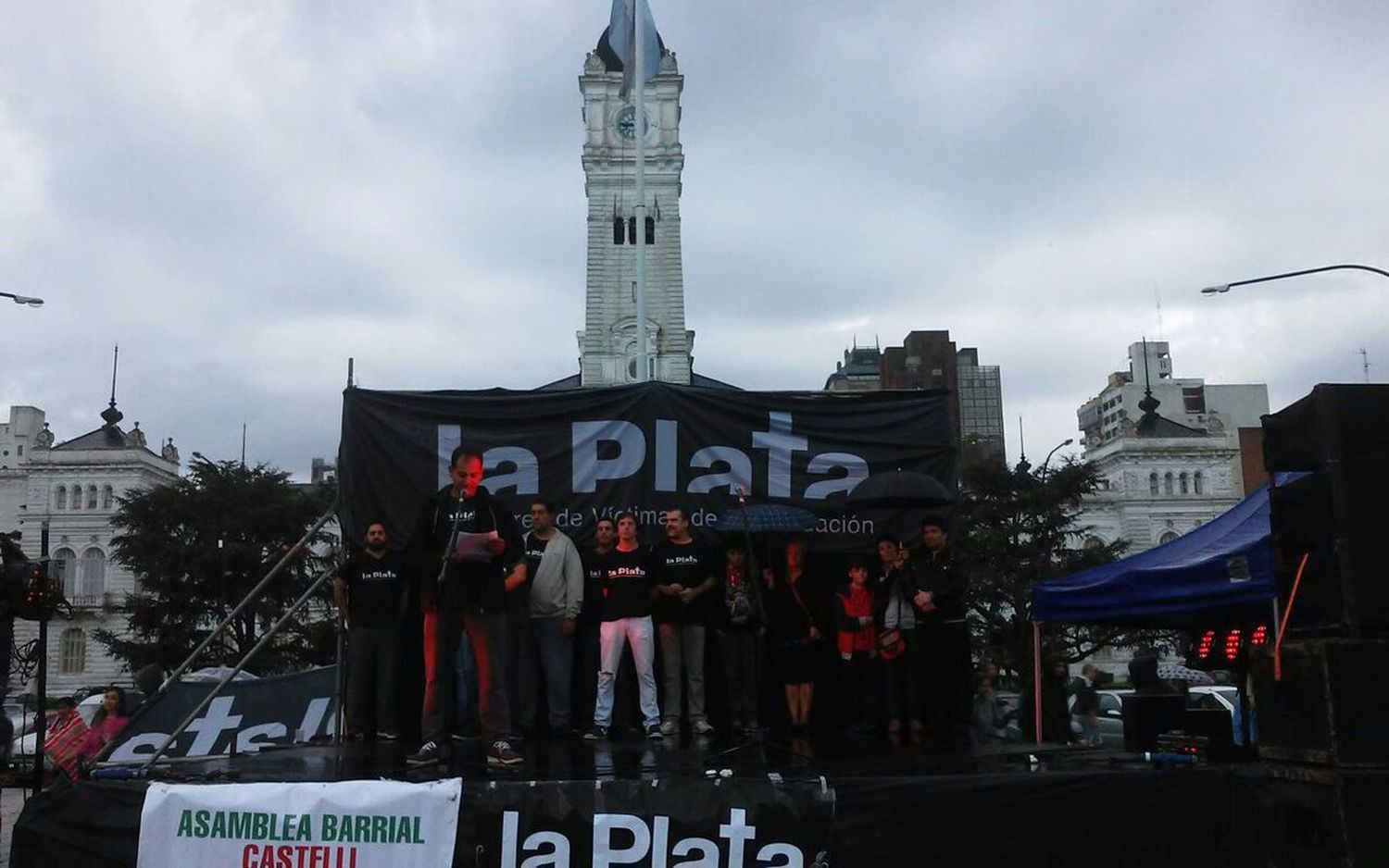 A 4 años de la inundación en La Plata, vecinos marcharon y criticaron a los gobiernos de Cristina y Macri