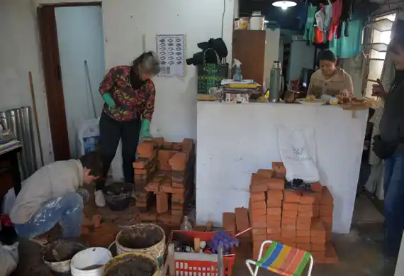 Calor de Madre y manos solidarias transforman los días fríos de las familias que no tienen calefacción