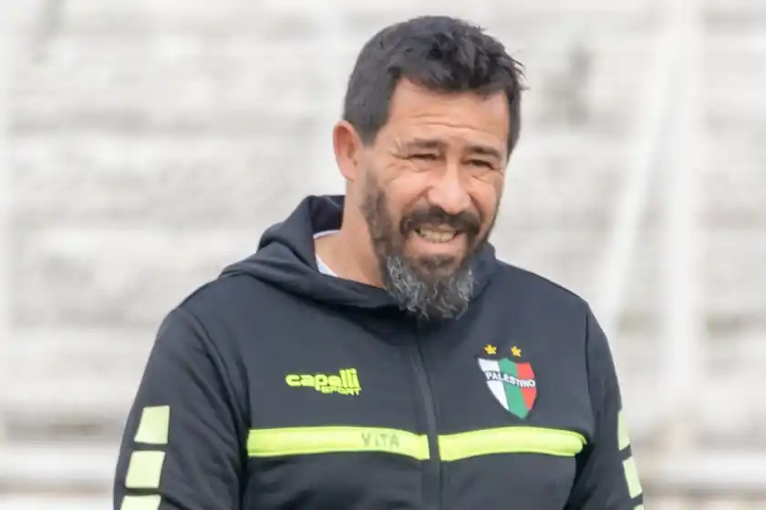 Pablo “Vitamina” Sánchez: “Me encantaría dirigir a Central, es una cuestión de sentimiento”