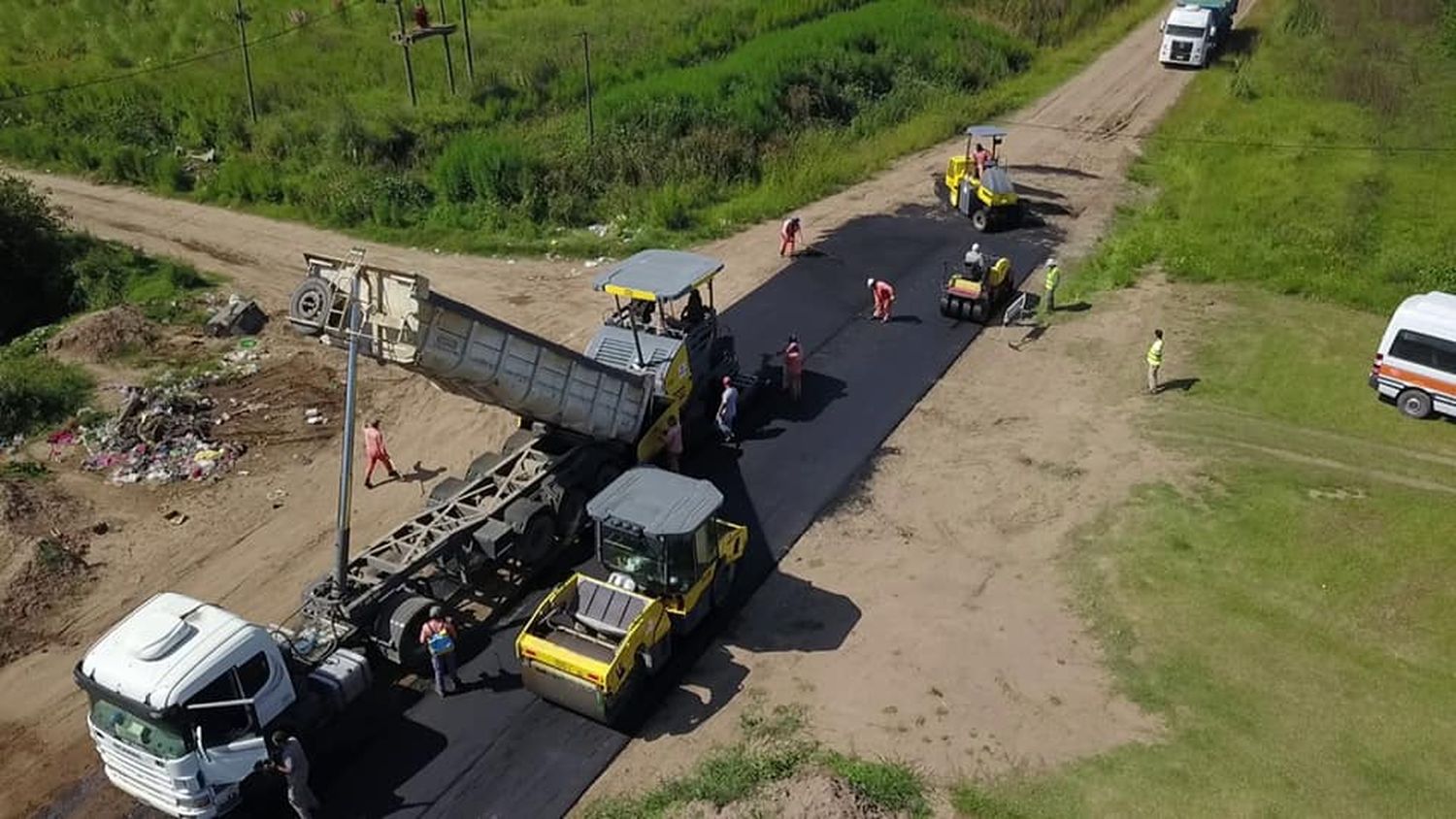 Extensión de la pavimentación de la ruta provincial 4 S, que formará parte de la circunvalación.