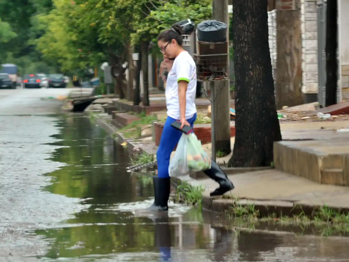 Alerta por tormentas fuertes con ráfagas y ocasional caída de granizo en Córdoba y Santa Fe