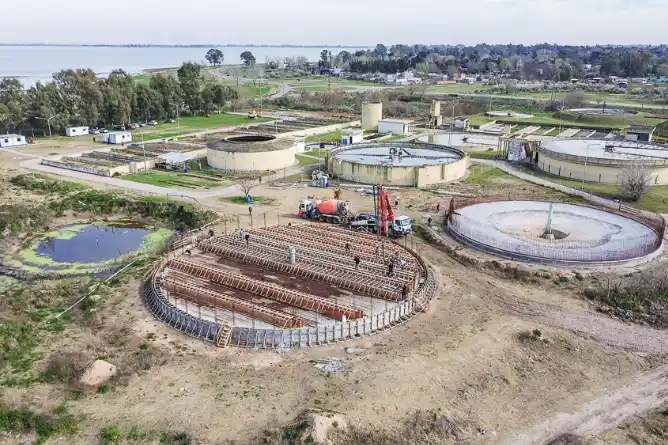 Se registran importantes avances en la ampliación de la planta depuradora de Chascomús