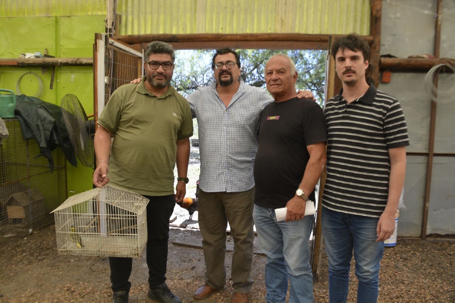 Rescate de un cardenal amarillo en María Grande: un paso hacia la conservación de especies en peligro