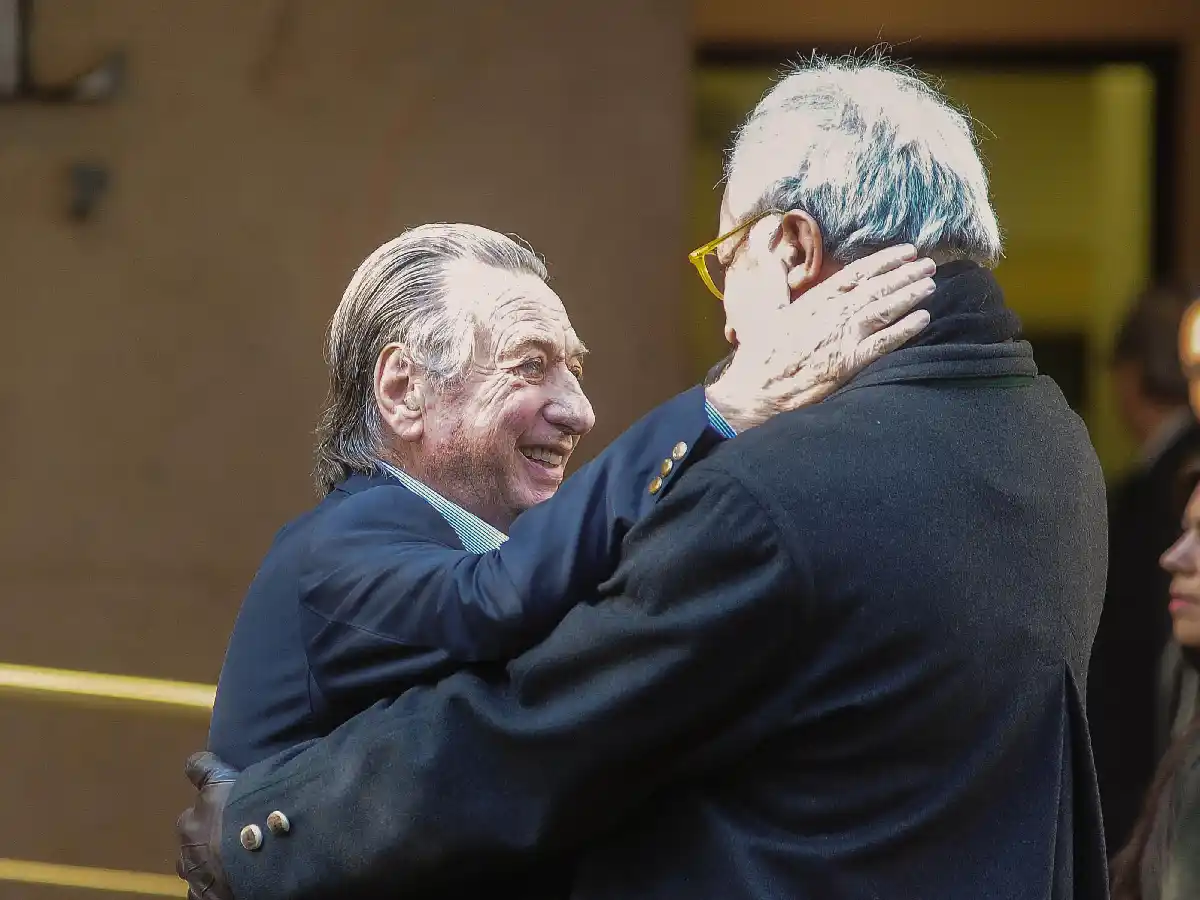 Nuevos mensajes de apoyo a Macri por el fallecimiento de su padre