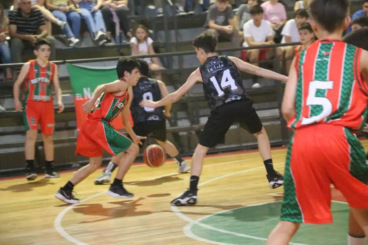 Neptunia derrotó a Temperley de Rosario y el domingo buscará la clasificación