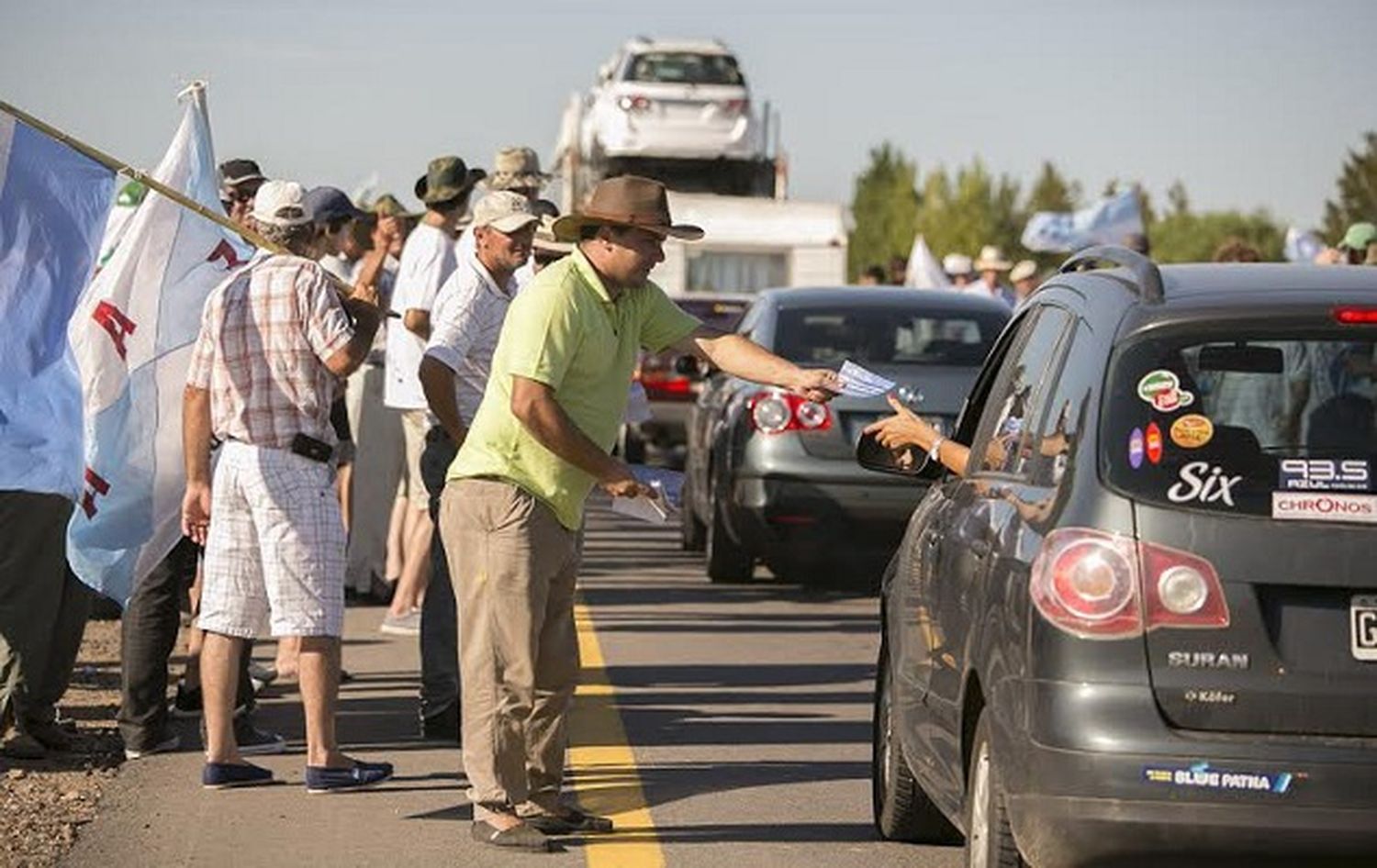 El campo se moviliza y protesta en tres puntos de la provincia