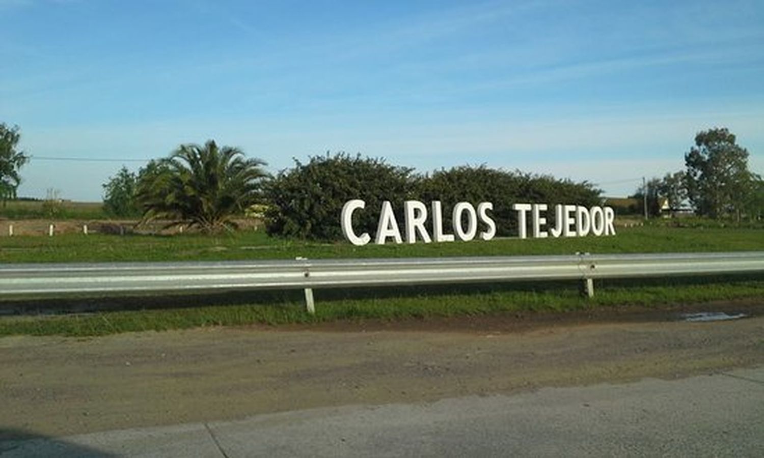 Comerciantes de Carlos Tejedor sobre las ventas de este año: "Los más afectados son los pequeños negocios"
