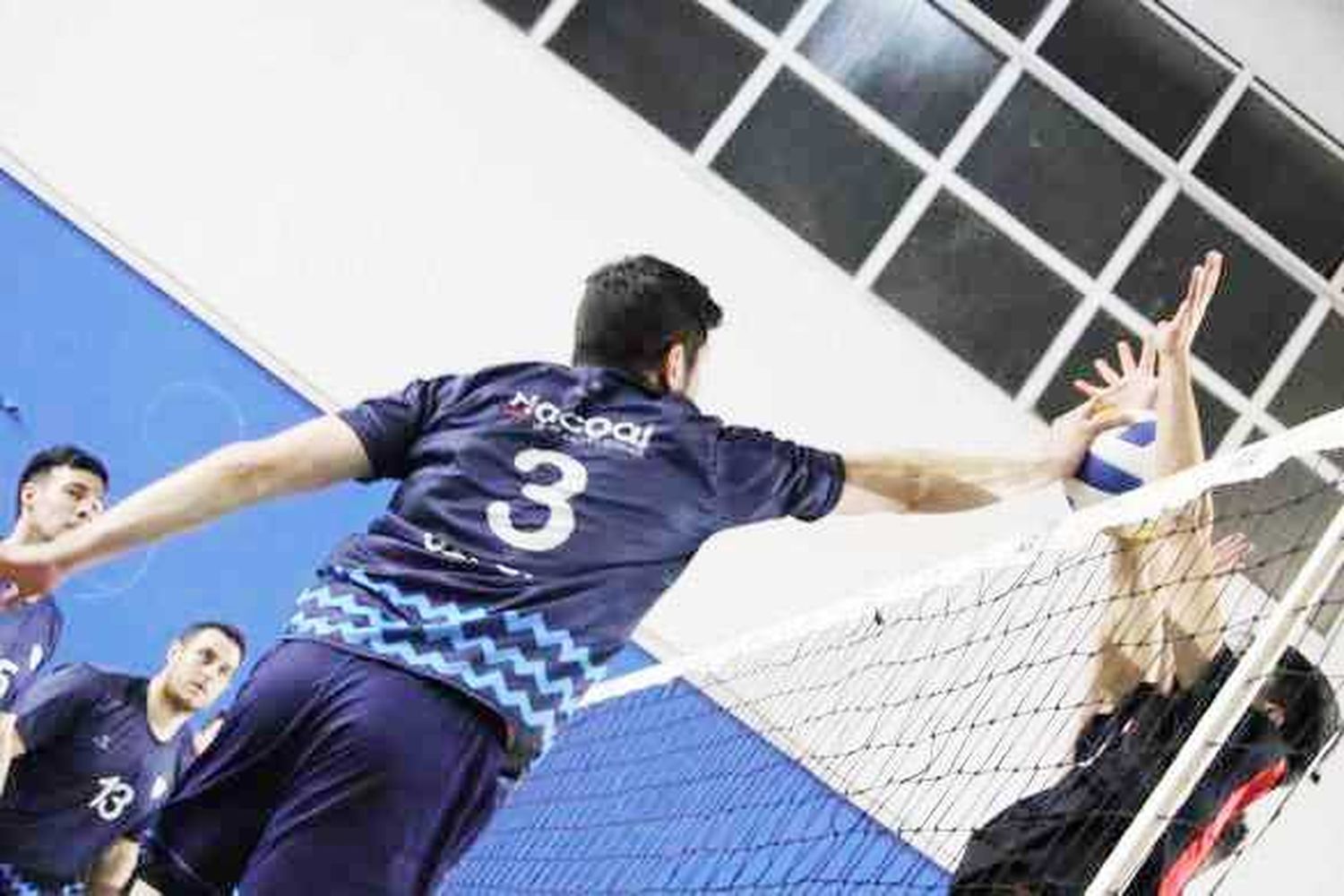 UBA y Hacoaj cabeza a cabeza cuando falta solo una fecha para definir el primer ascenso a División de Honor
