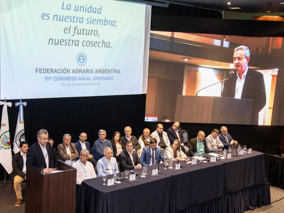 Javkin aseguró que "si la Argentina se pareciera más al interior, sería un país mucho mejor"